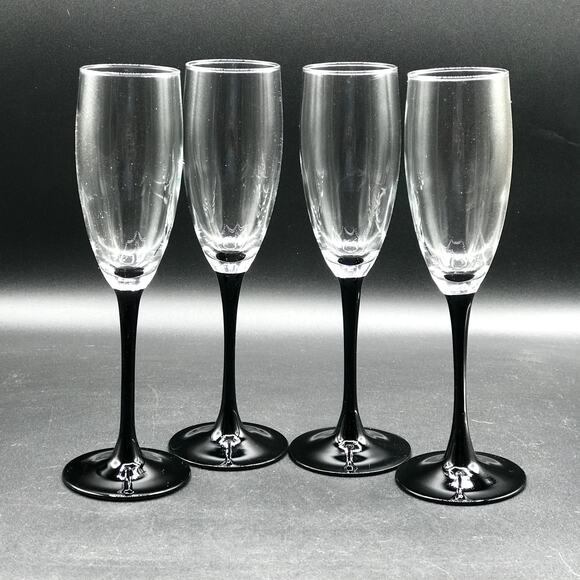 Luminarc of France Signature Black Champagne Flutes Discontinued Set of 4 - Picture 1 of 5